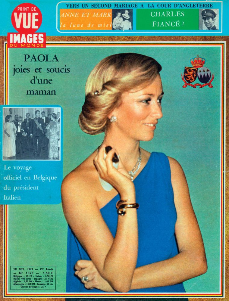 magazine point de vue paola as mother president italy